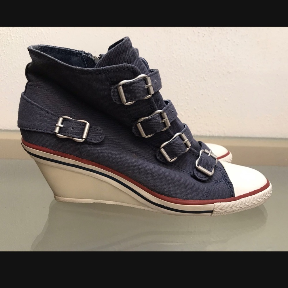 Wedge Sneaker USA Limited